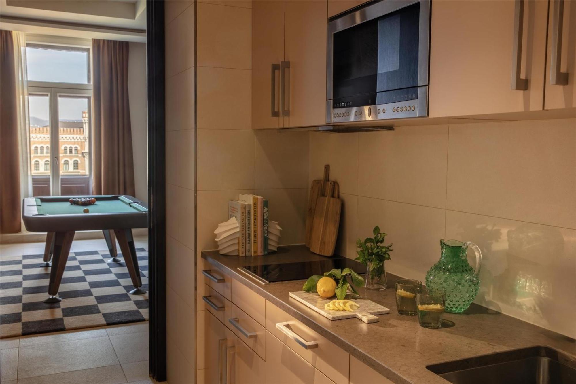Anantara Palais Hansen - Newly Renovated Hotel 5*